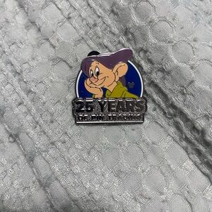 25 Years of Pin Trading Dopey Mystery Pin